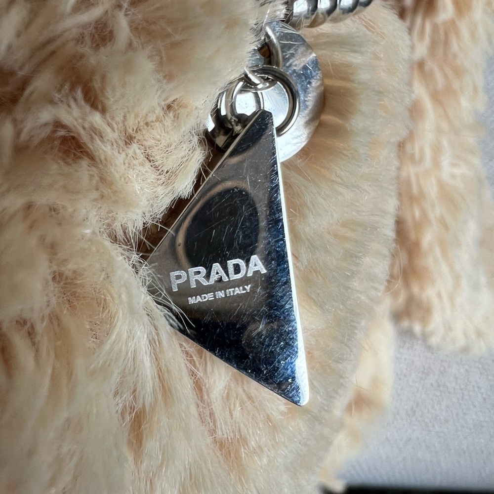 Upcycled vintage Prada Silver zipper pull charm on bracelet - Picture 5 of 10